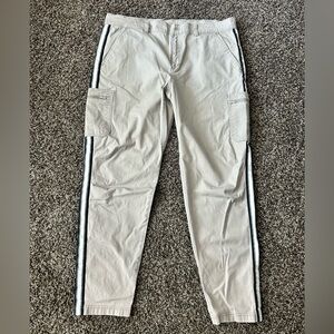 Athleta Women's Beige Summit Cargo Pants Sz 16